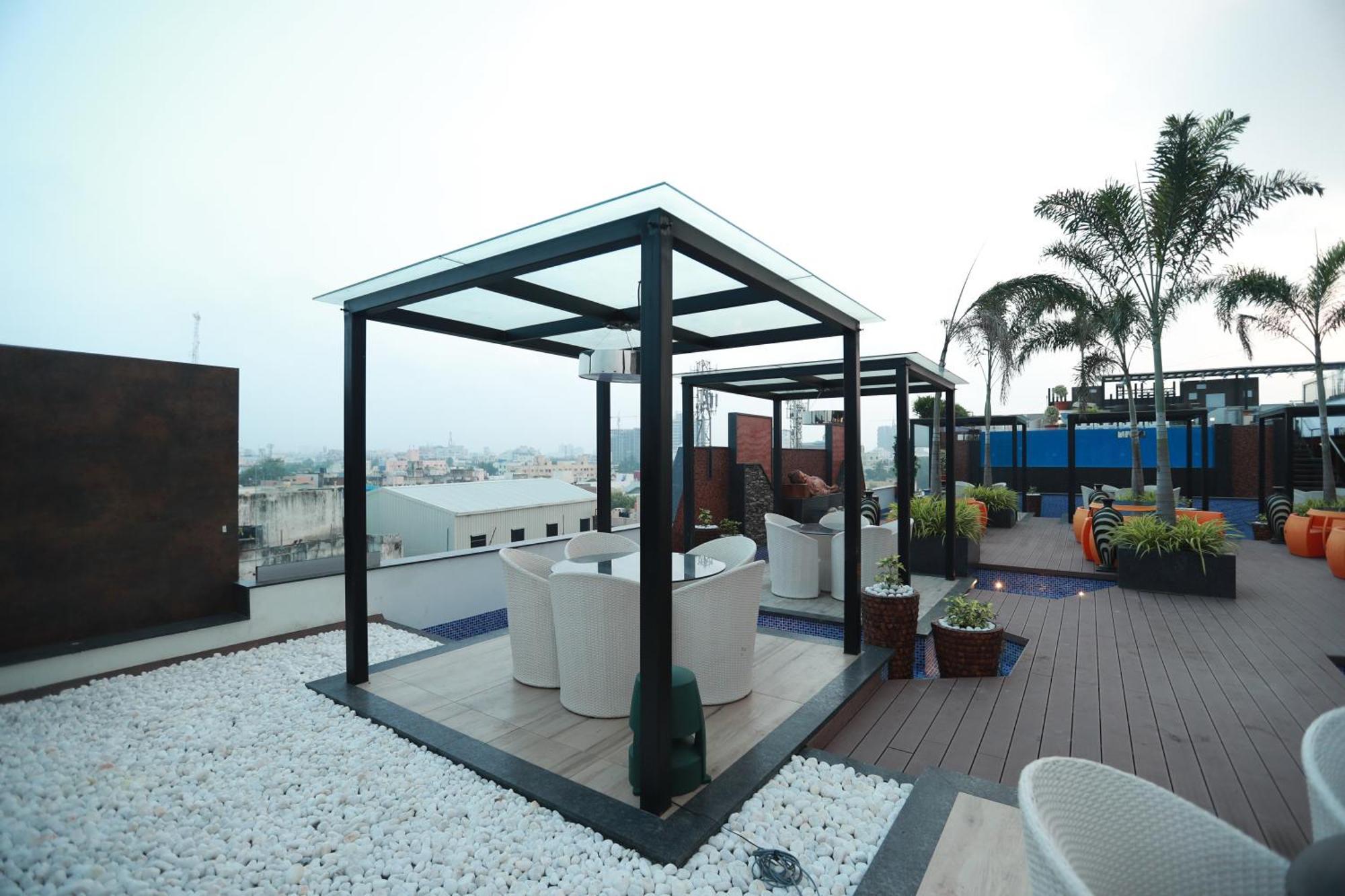 Hotel Park Elanza Madras Buitenkant foto