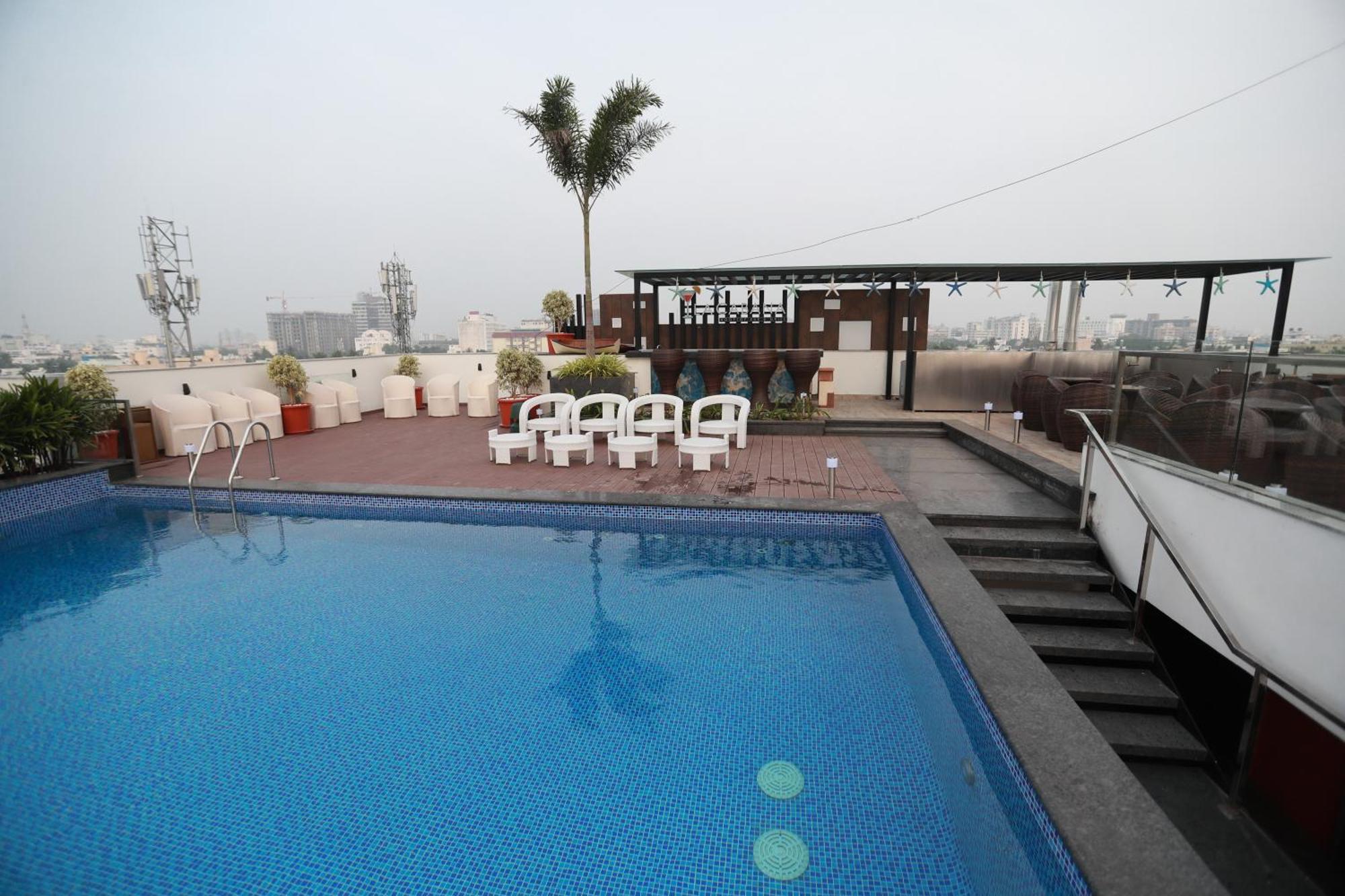 Hotel Park Elanza Madras Buitenkant foto